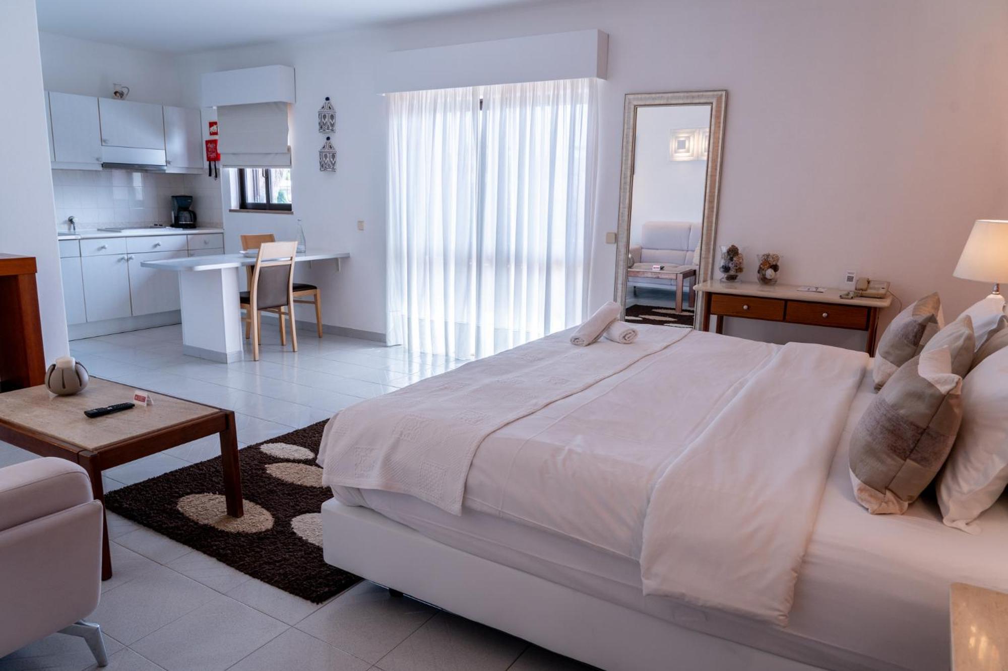 Villa Mar Azul Lagos Bagian luar foto